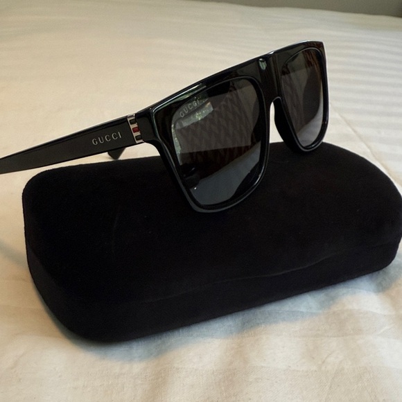 Gucci Dark Sunglasses with Case - Picture 2 of 4